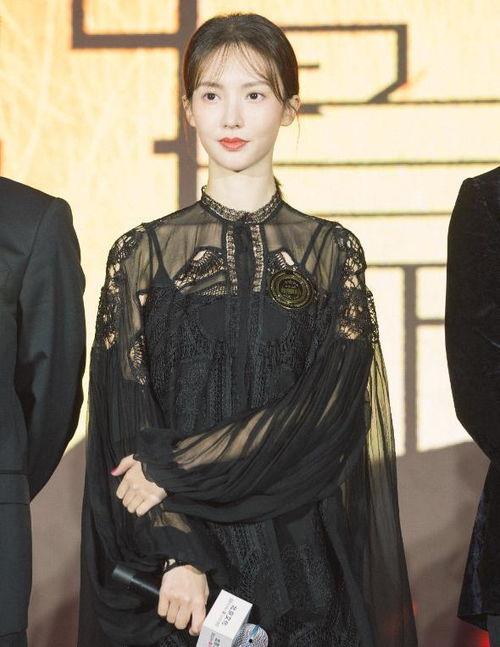 娱乐圈吃瓜公众号金晨,娱乐圈新晋“瓜王”，揭秘明星幕后故事